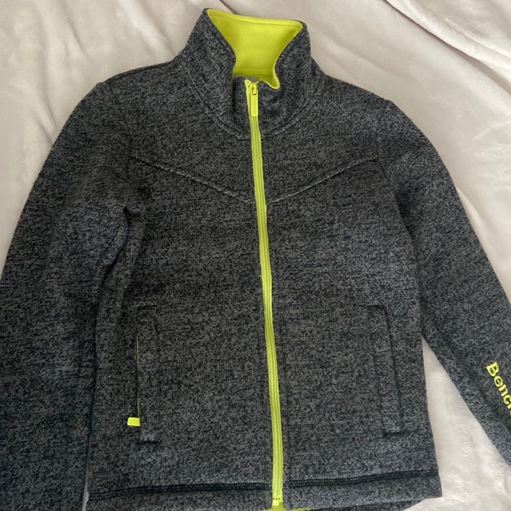 Bench gray and green jacket